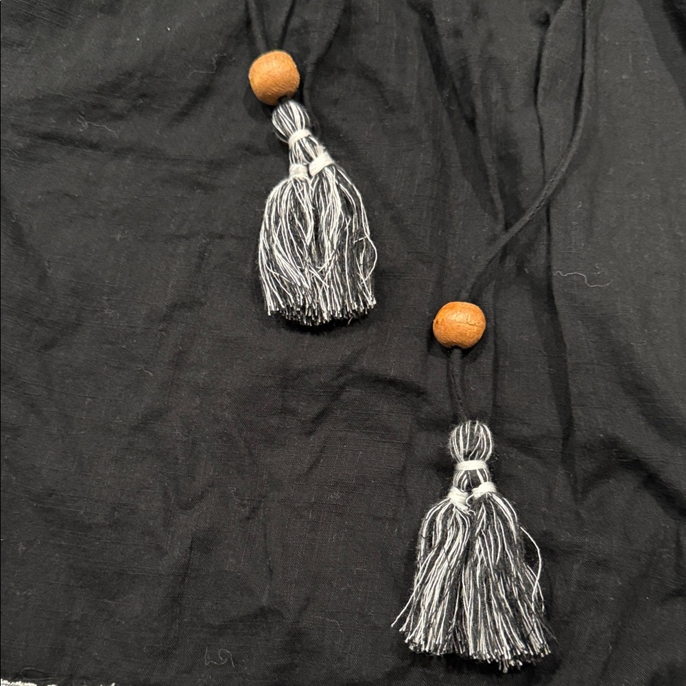 Relativity Black Tunic With White Embroidery - image 7